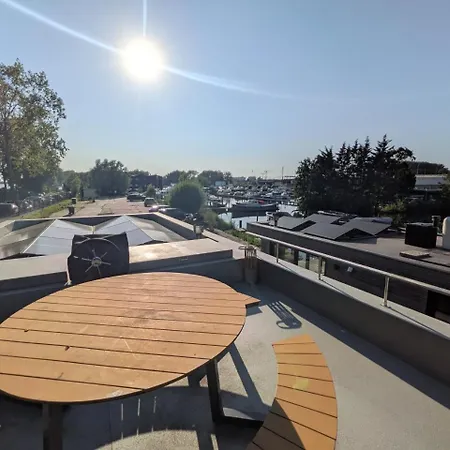 Surla Houseboat Levante South 6 Pax Prázdninový dům Amsterdam