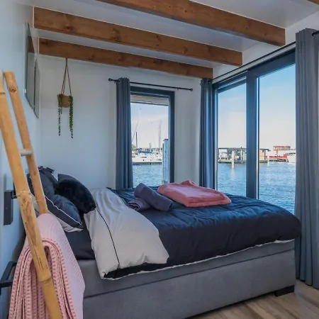 Surla Houseboat Levante South 6 Pax Prázdninový dům *